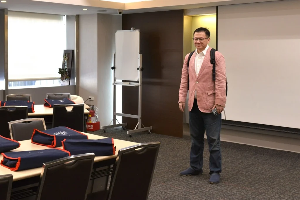 CEO CSM, the Zenith of CSM Courses on a Global Scale 8 1 1