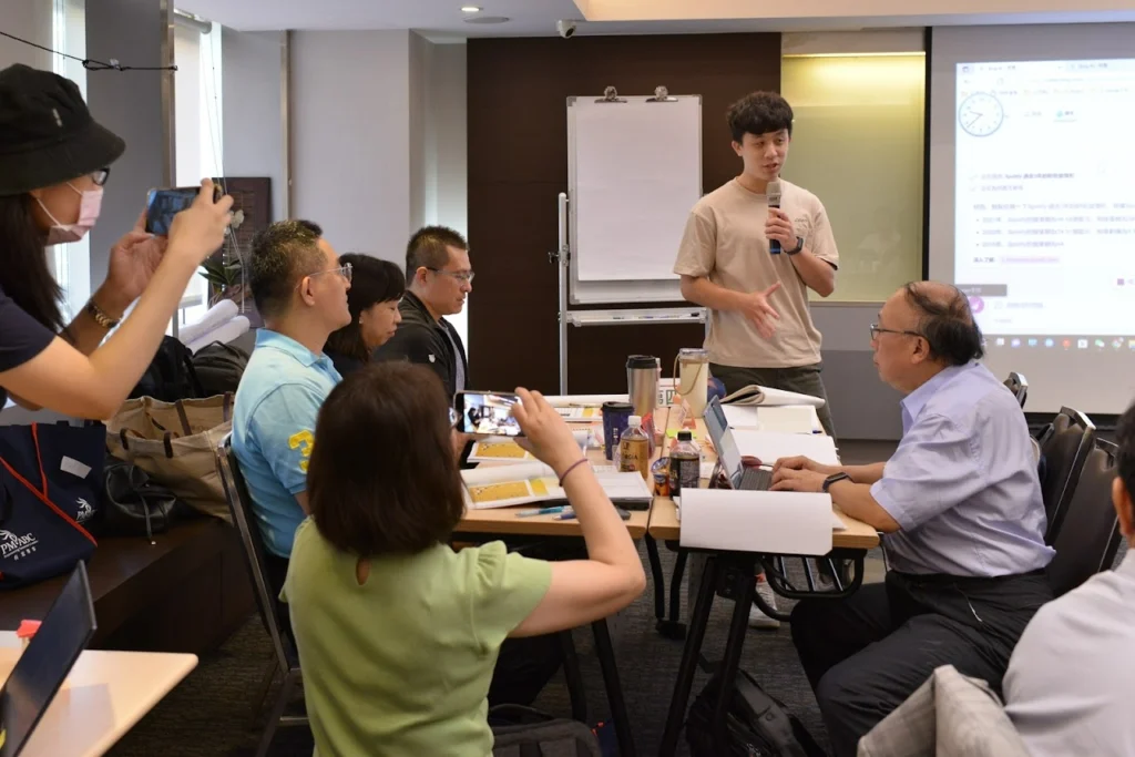 CEO CSM, the Zenith of CSM Courses on a Global Scale 19 100 3