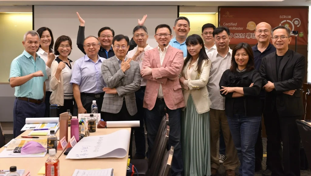 From a conversation with one CEO, I have expanded my plan to train 100 CEOs to 200 3 the second -ever CEO CSM group photo, from left to right: Song Wenfa, Guo Huimei, Hu Ruirou, Chen Jiasheng, Zhang Youming, Fu Zhaoming, Wang Xiantang, Roger CST, Lin Xianzhong, Wei Bifen, Ming Daozeng, Chen Jinhui, Huang Yixian, Wen Jinfeng, Xu Qingyi.