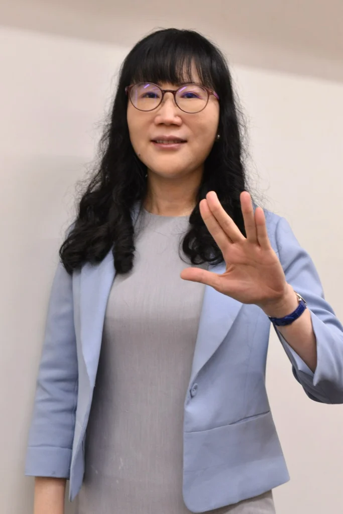 Yuan Chen International Ltd., Person-in-charge, Chen Shuping  