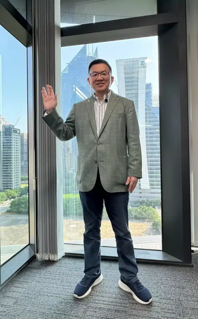 在春筍大樓內向外拍可以看得到CBD時代廣場、台中之鑽