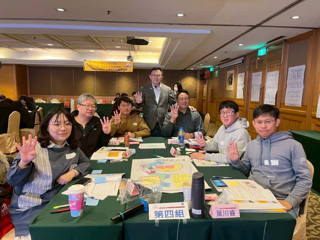 圖十二_與第四組合照