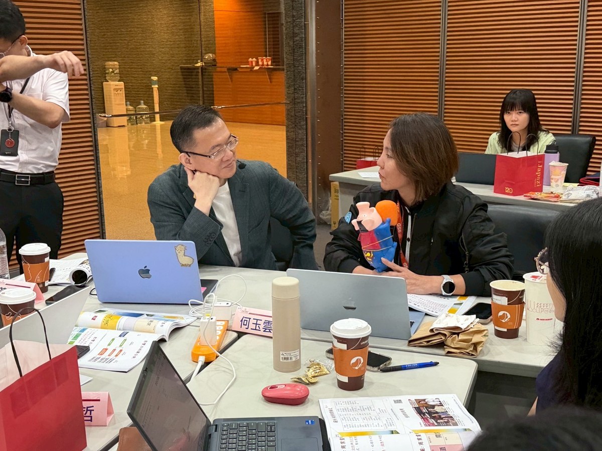 Agile's Next Battlefield Isn't the Development Team — It's the Product Decision Layer: Inside Galaxy's Second CSPO Cohort 3 Roger demonstrating a product-competitiveness dialogue with executives
