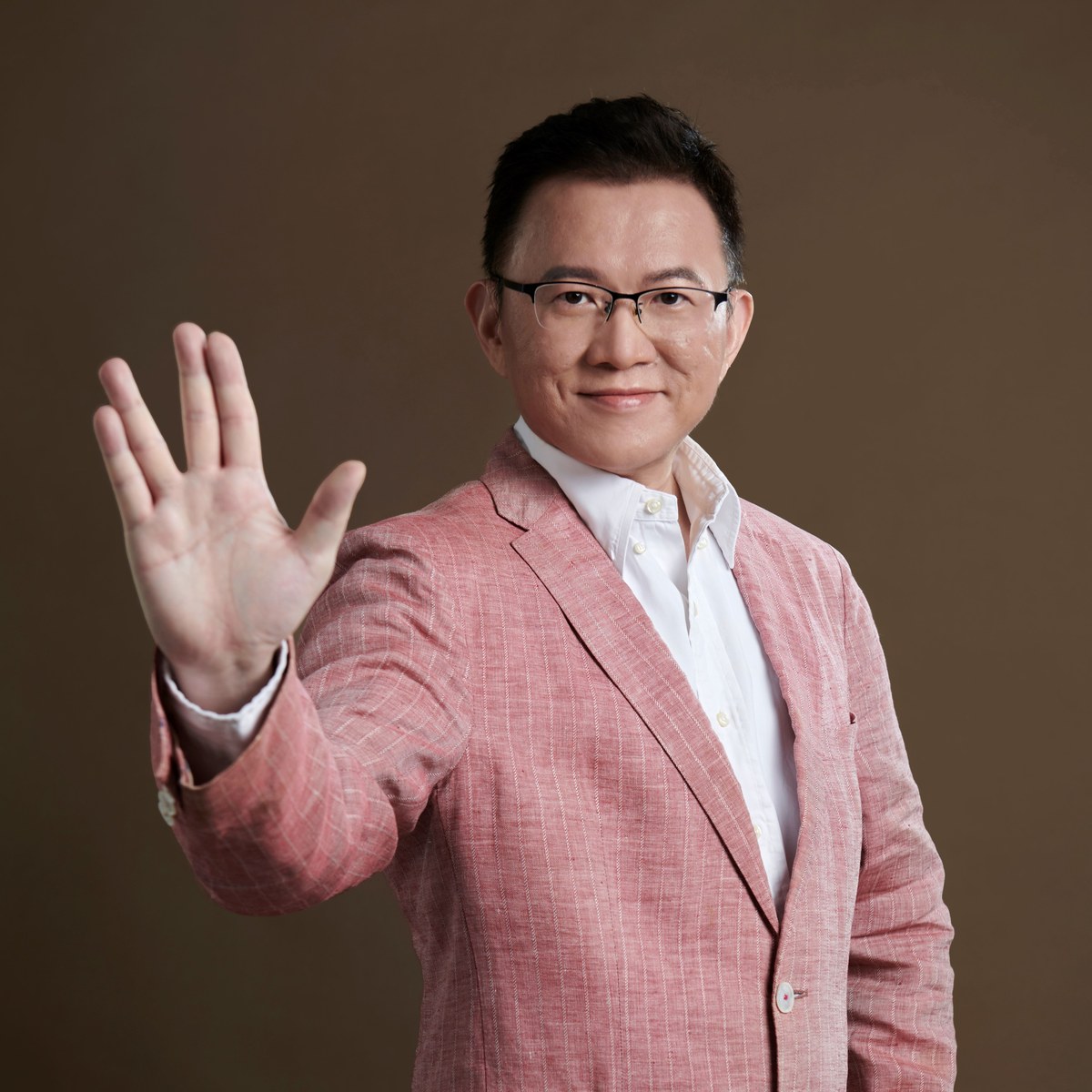 周龍鴻 Roger Chou，台灣第一也是唯一的 CST