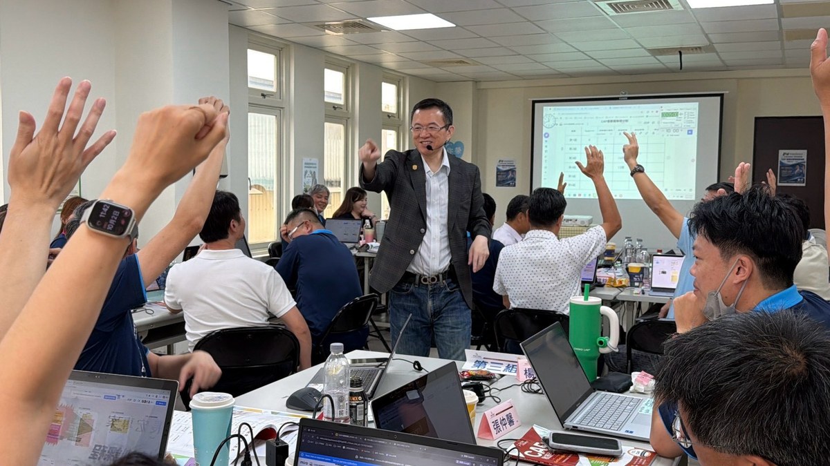 一家深耕35年、不到50人卻服務全球市場的台灣隱形冠軍型企業,為什麼在第二代接班之際,選擇用CAF重新打造企業文化? 10 深度民主投票現場